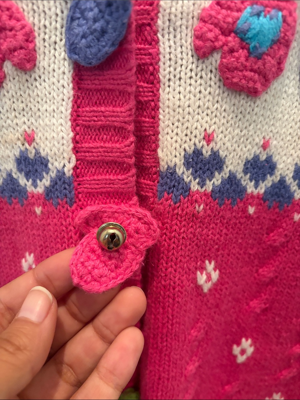 Quaker Factory Sleeveless V-Neck Knit Vest - Picture 5 of 11